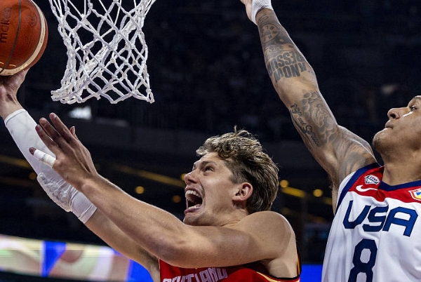 如何提高篮球投篮准确率和篮板球能力?